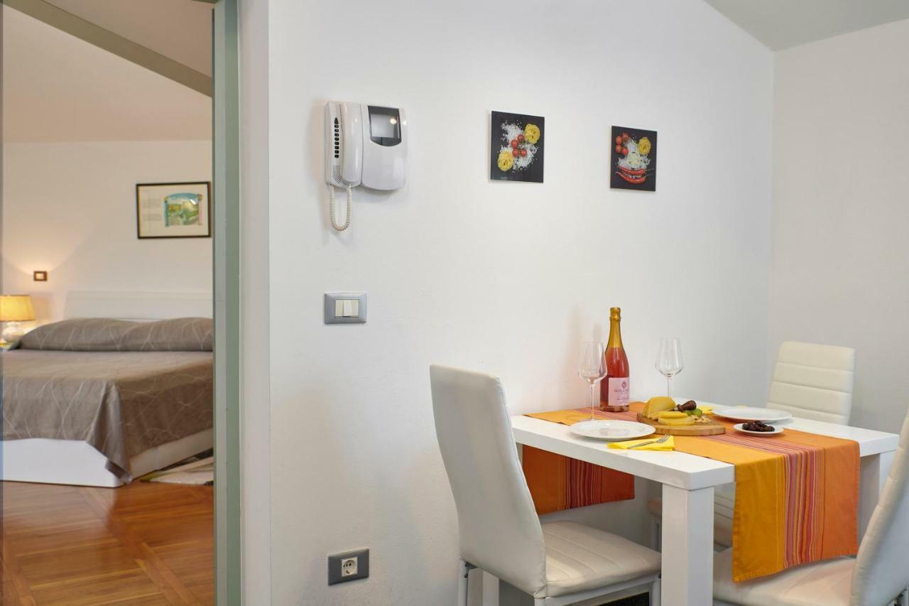 Villa Giardina Apartments Vinkuran Zewnętrze zdjęcie